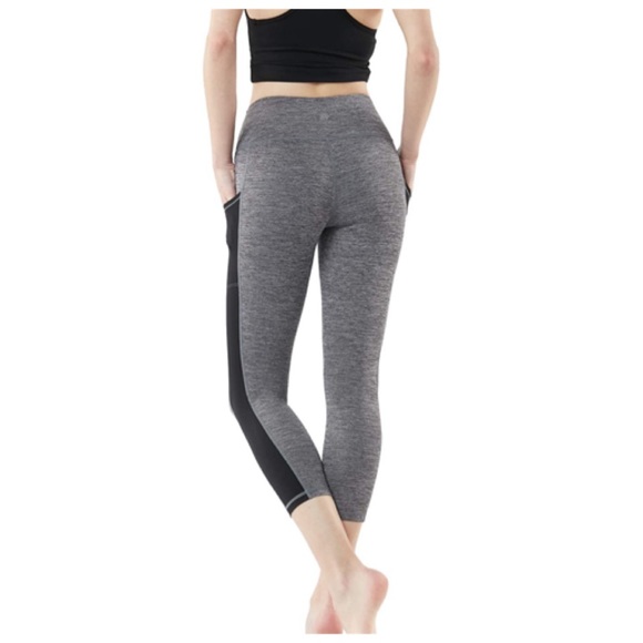 NWT High Waist Yoga Leggings With Pocket Medium - Picture 4 of 6